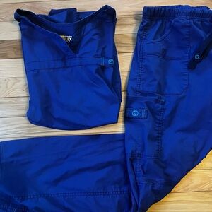 Large Wonderwink scrub set royal blue